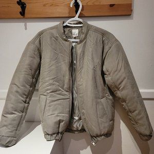 Puffy kaki coat